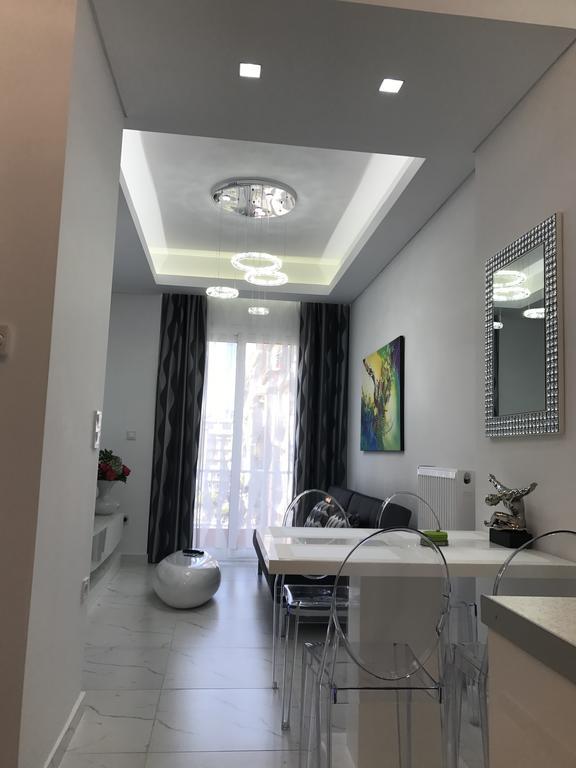 Laura Egnatia Apartment *