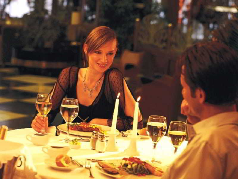 Holiday By Ihg Hotel 5*