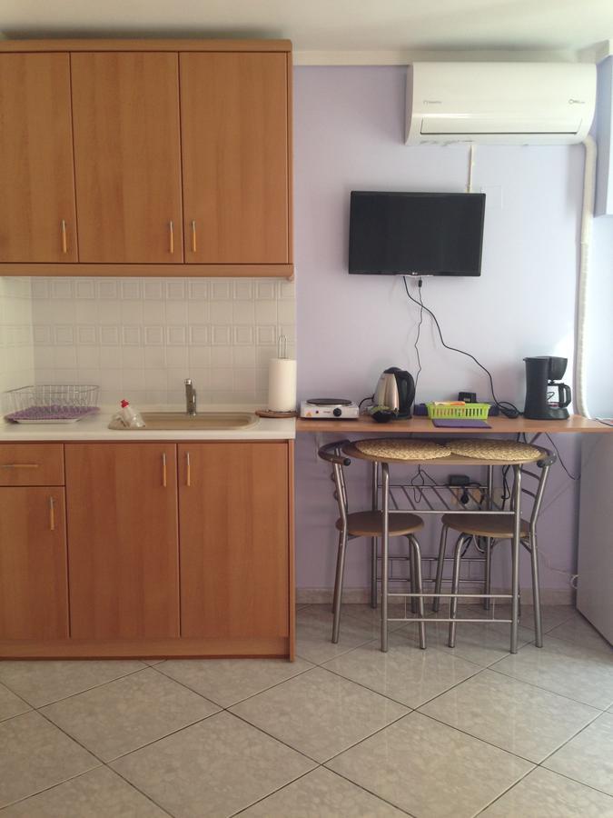Studio Floral Apartment