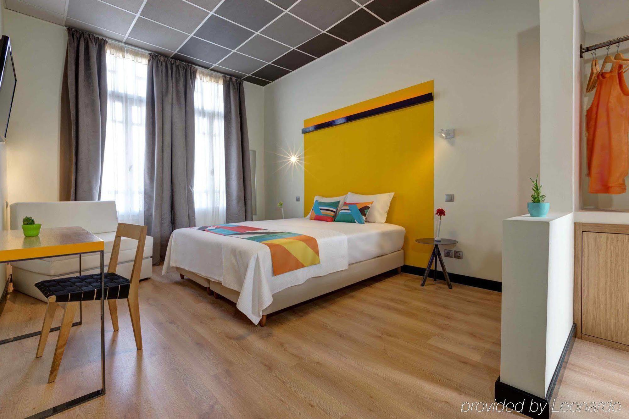 Apartment Colors Ladadika
