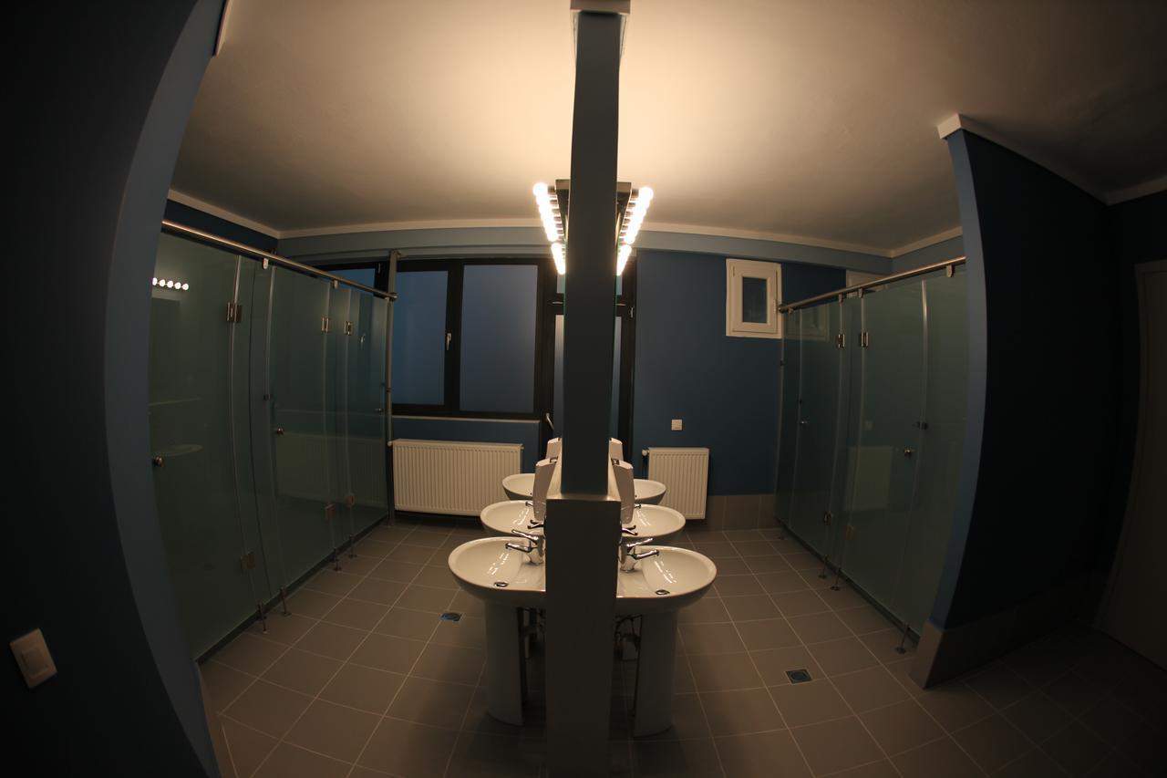 Hybrid Hostel