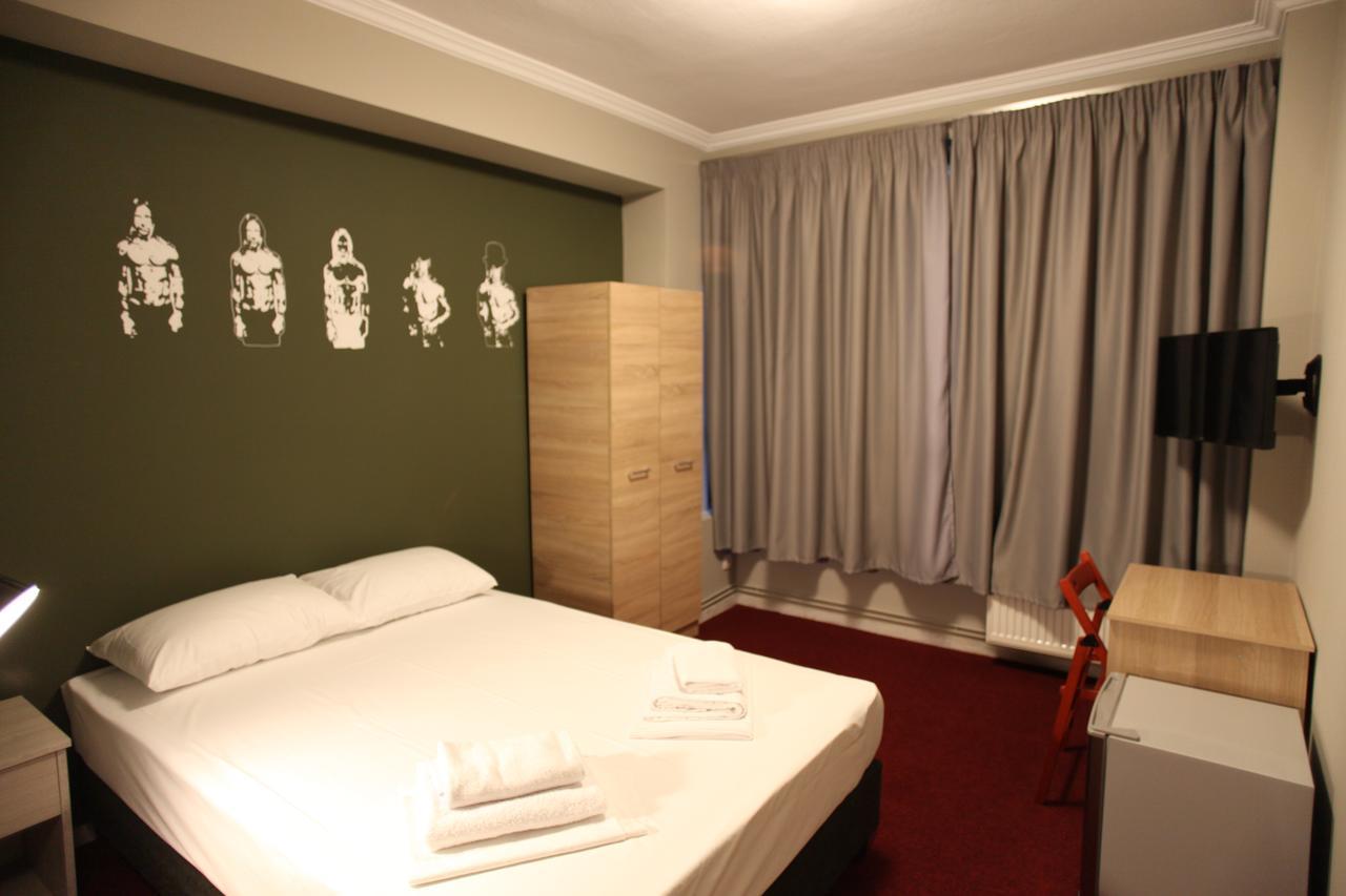 Hybrid Hostel