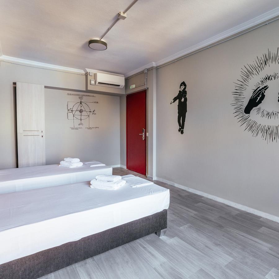 Hybrid Hostel