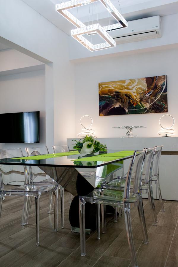 Apartment Laura Lifestyle And History