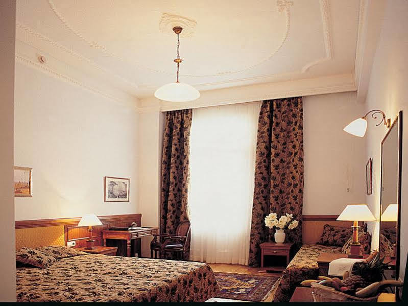 Minerva Premier Hotel Thessaloniki