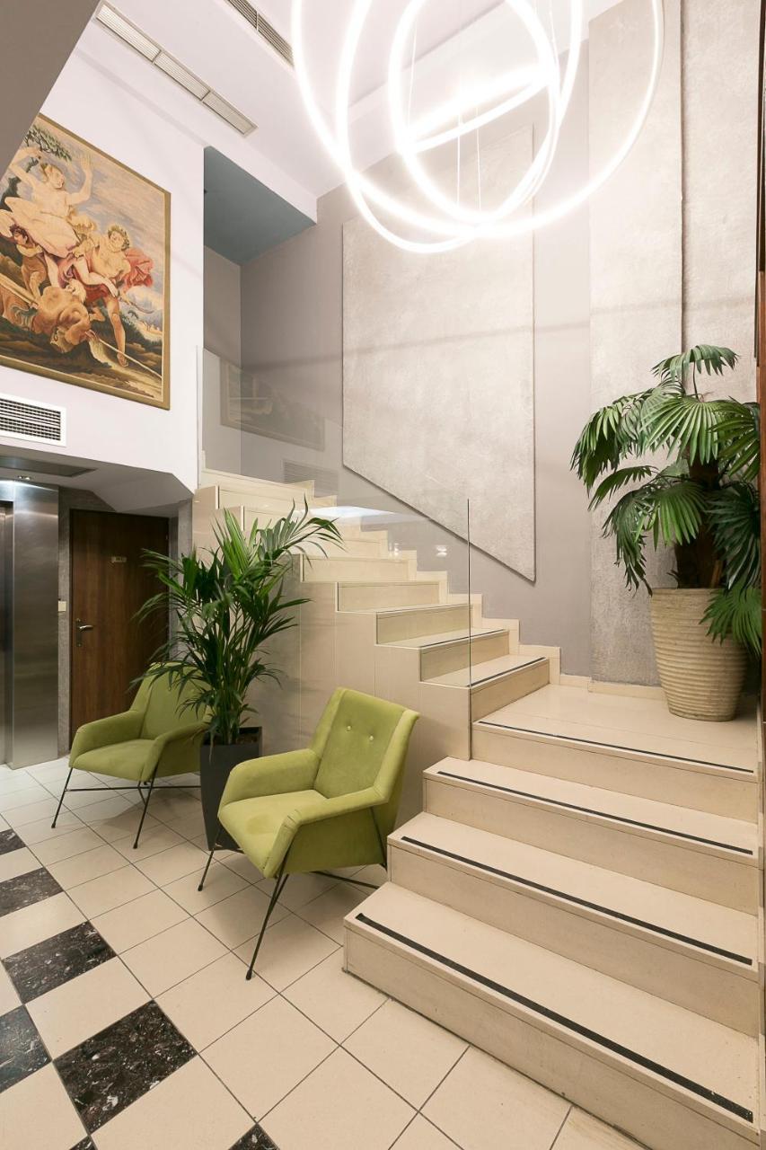 Hotel Plaza Hotel, Philian And 3*
