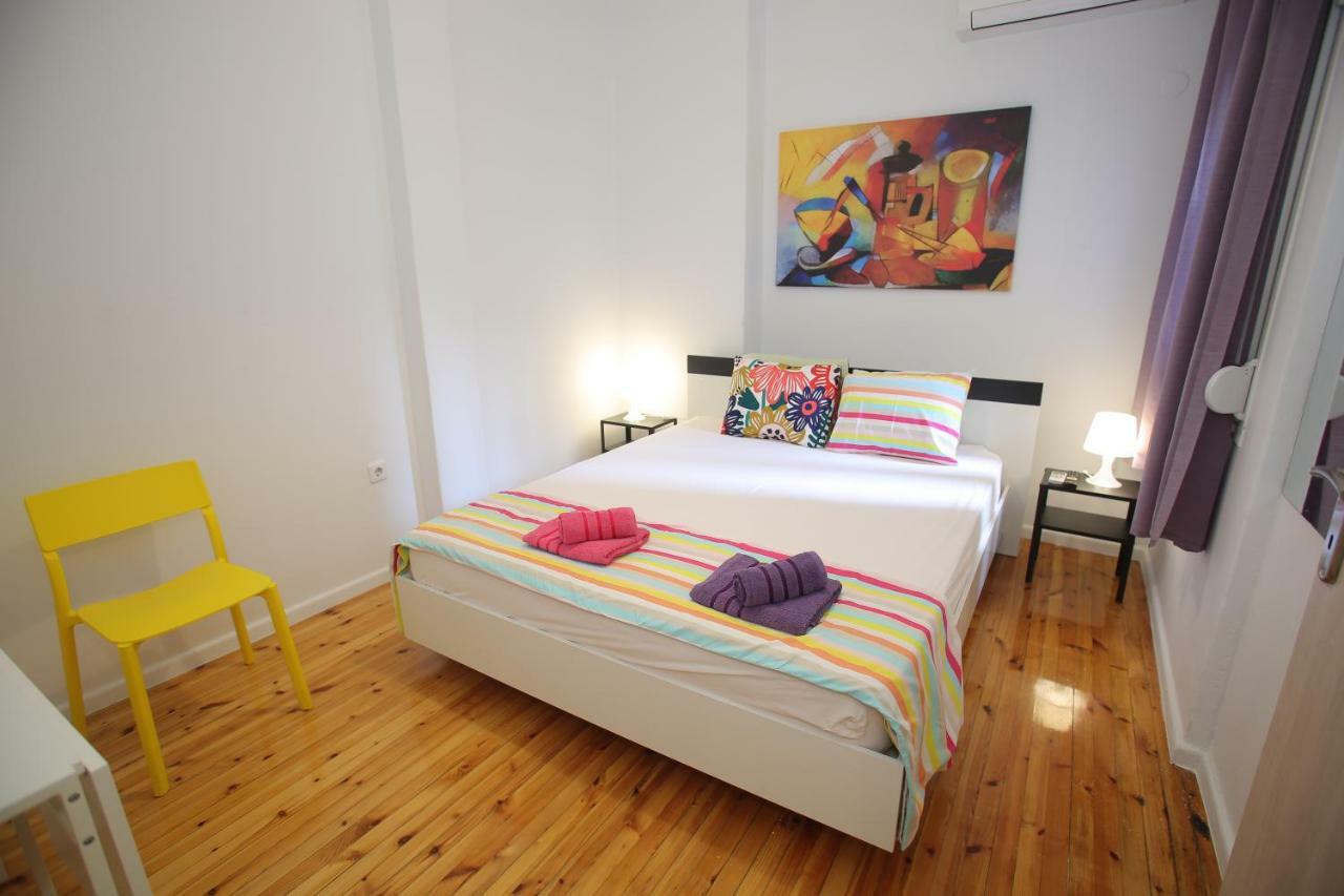 Flat Apartment *