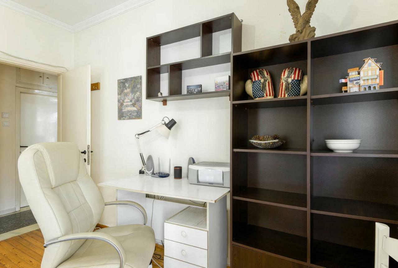 Cozy And Bright In The Heart Of The