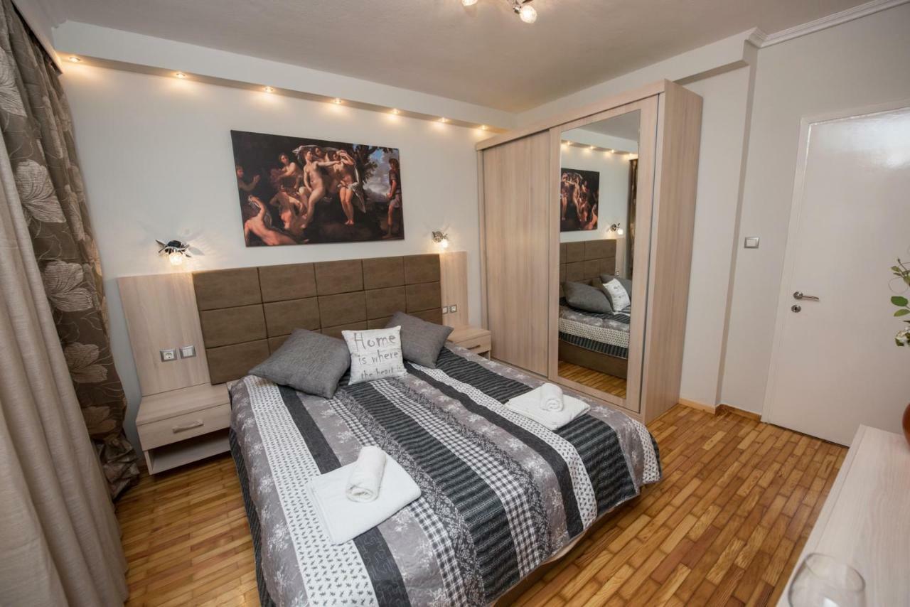 Artemis Luxury *