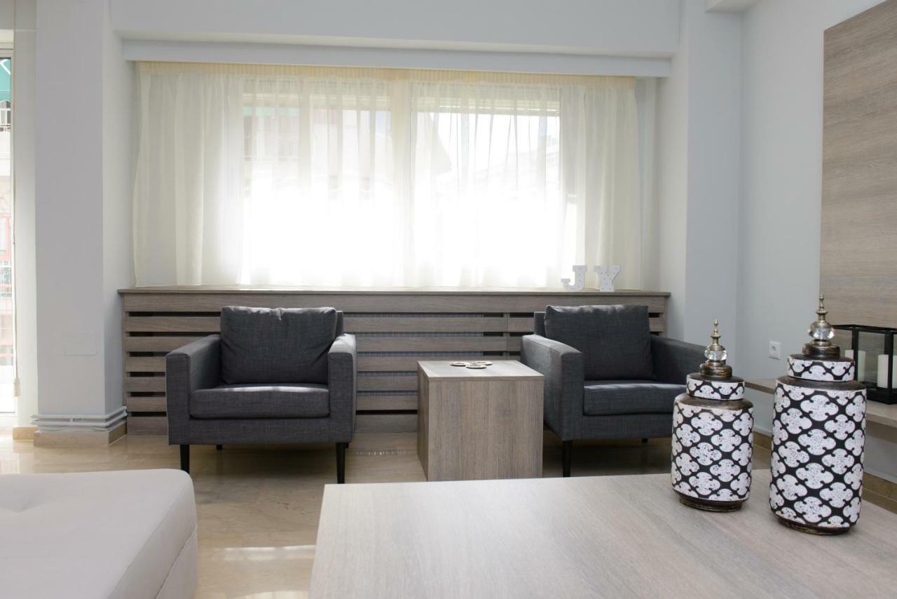 Grey Filoxenia Apartment