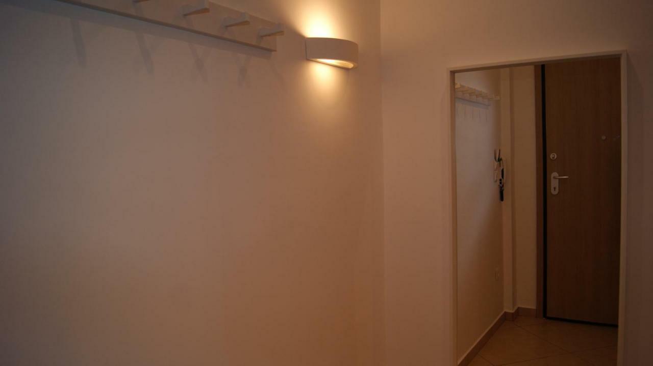 Brand New Luxury Apartment *