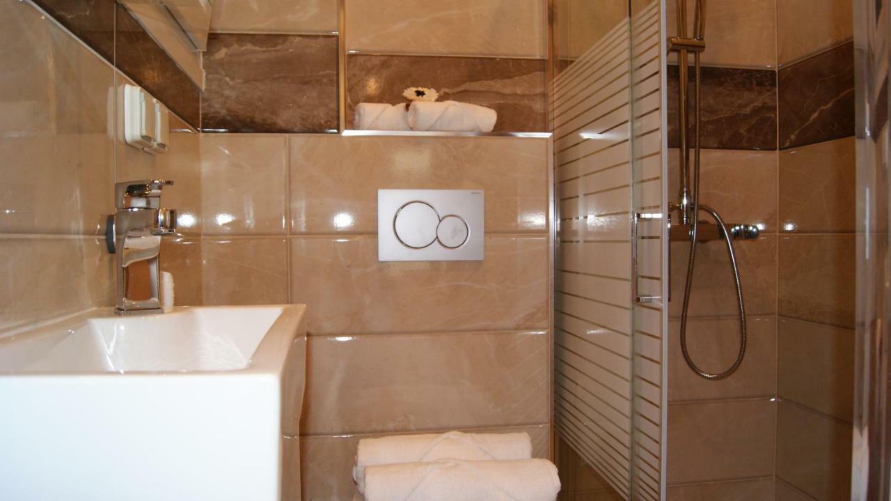 Brand New Luxury Apartment