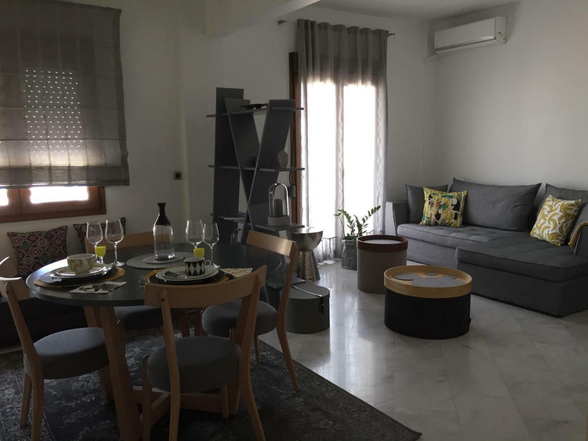 Apartment Leoforos 28is Oktovriou
