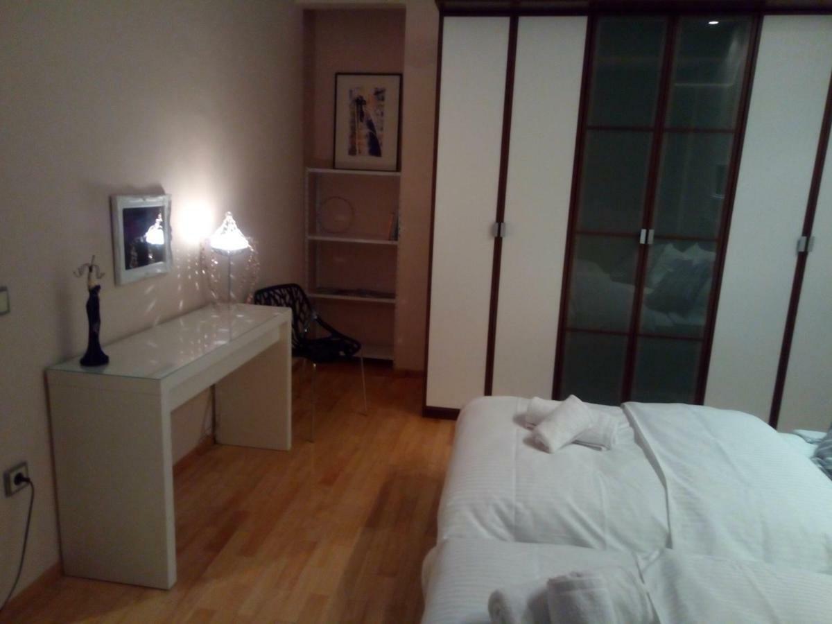 Karolou Dil Luxury And Business