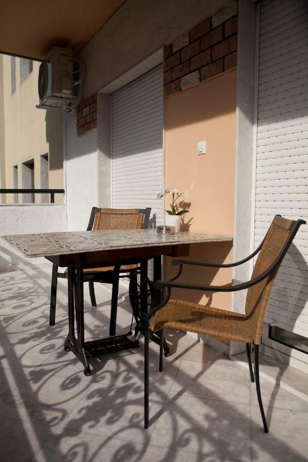 New Stylish And Cozy House Near Metro Station Tessalónica