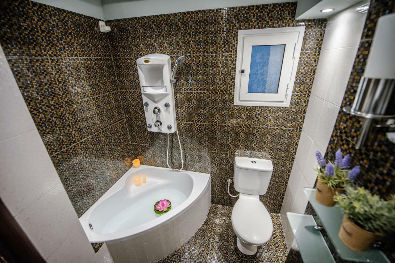 One Of A Kind Luxury In Center Near Helexpo Apartment Thessaloniki