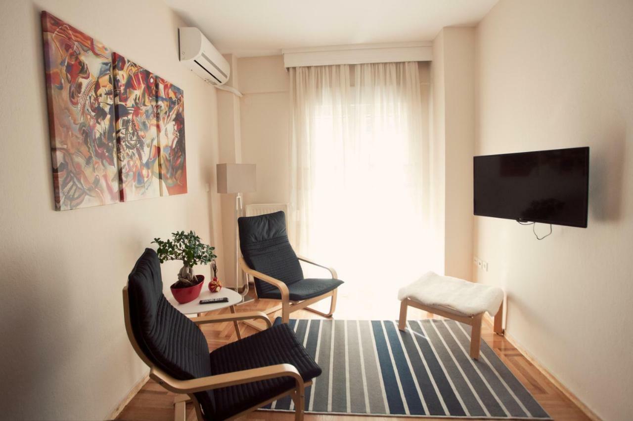 Apartamento New Stylish And Cozy House Near Metro Station Tessalónica