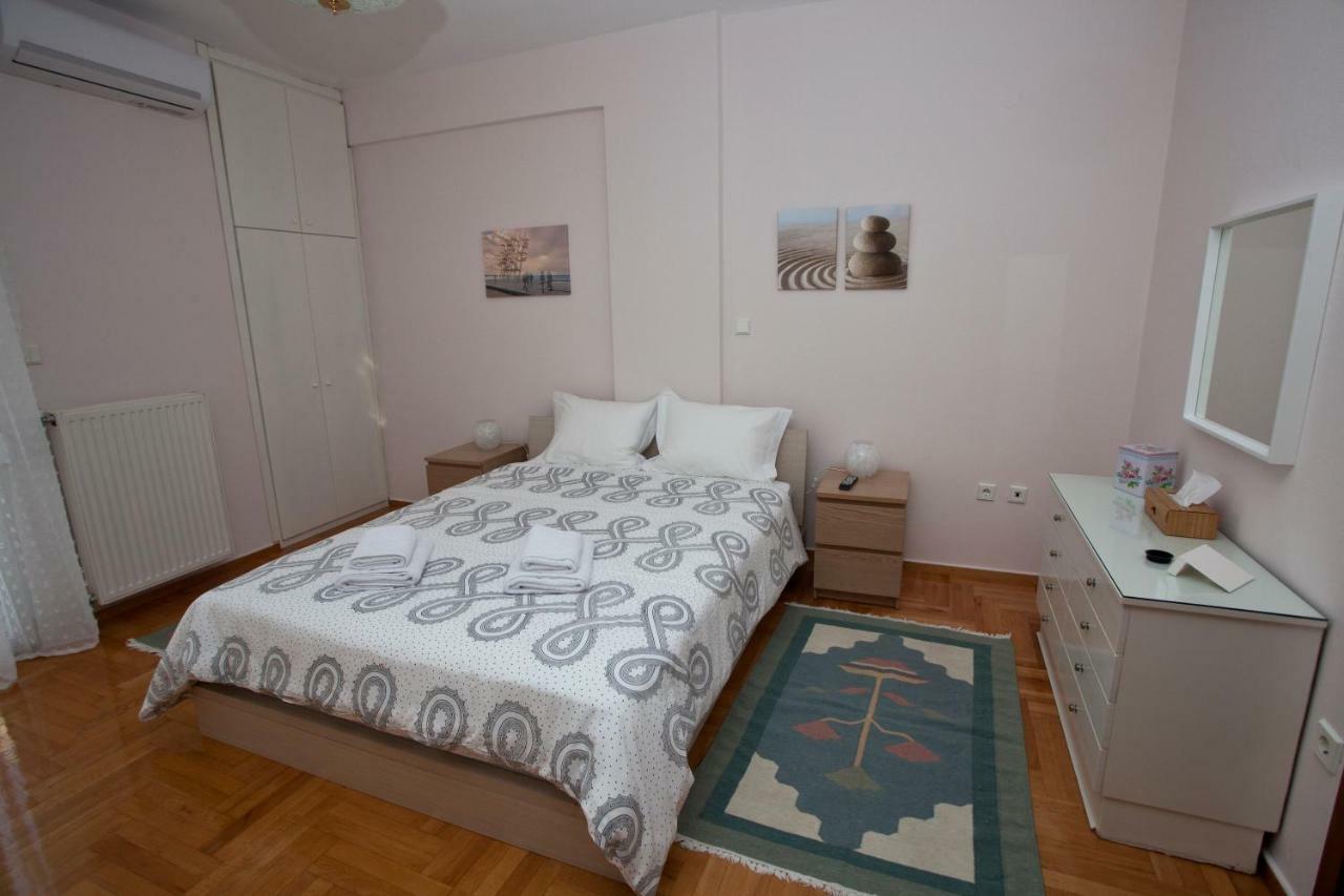 Apartamento New Stylish And Cozy House Near Metro Station Tessalónica