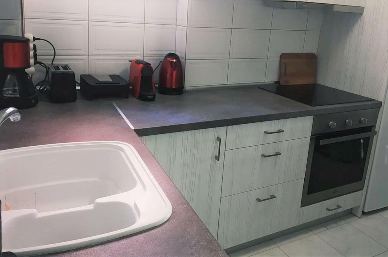 Apartment Super Nuova - Private Parking Thessaloniki
