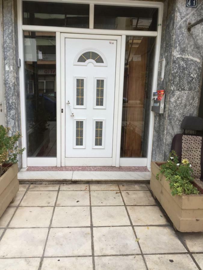 Apartment Leoforos 28is Oktovriou *