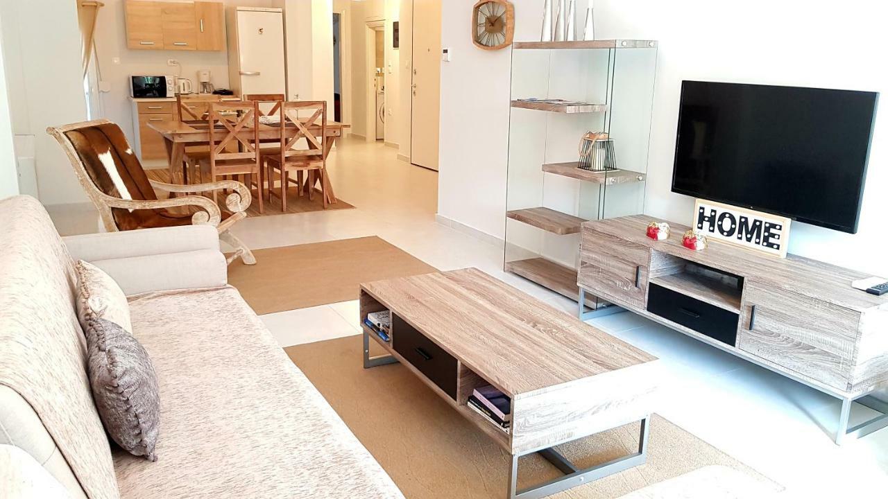 Apartment Antigonidon Square Luxury