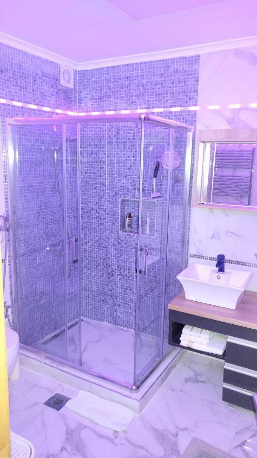 Relax In 90sqm Close To Airport ,shoping,embriolab Seaside Apartment