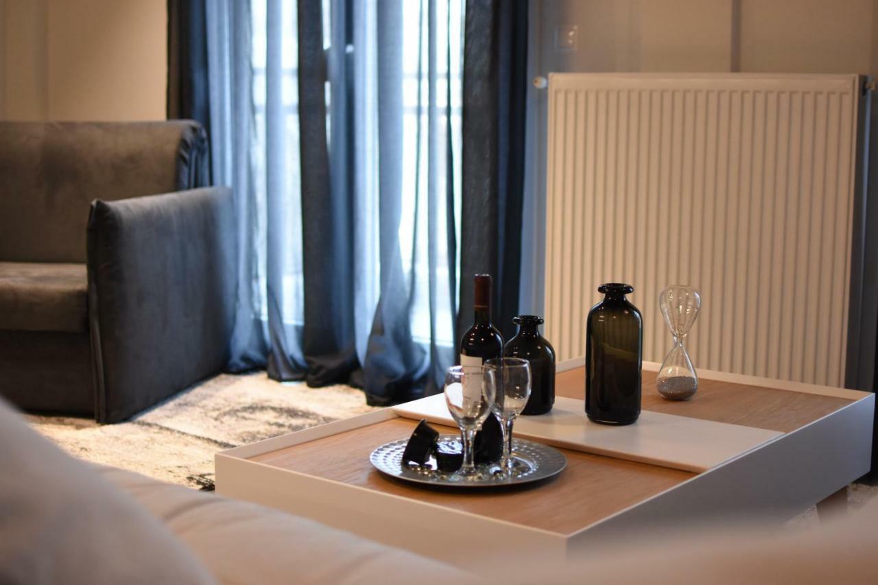 Comely N Gusto Luxury Apts. Selanik