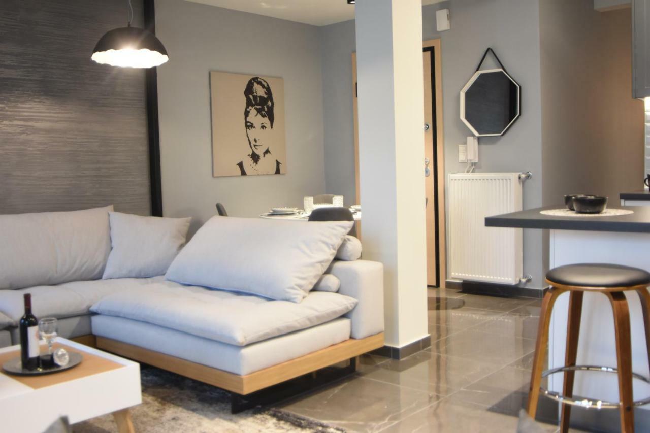 Comely N Gusto Luxury Apts. Daire