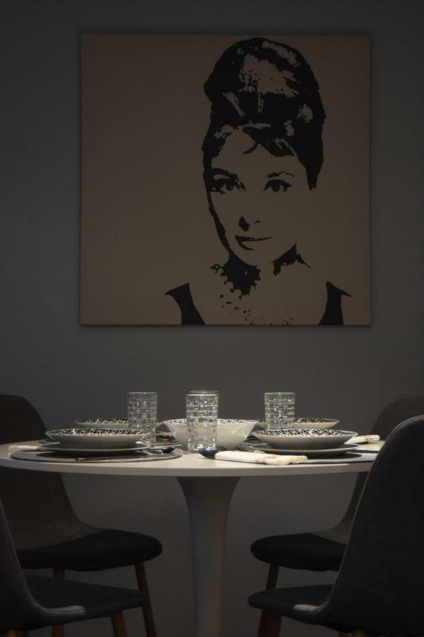 Comely N Gusto Luxury Apts. Daire *