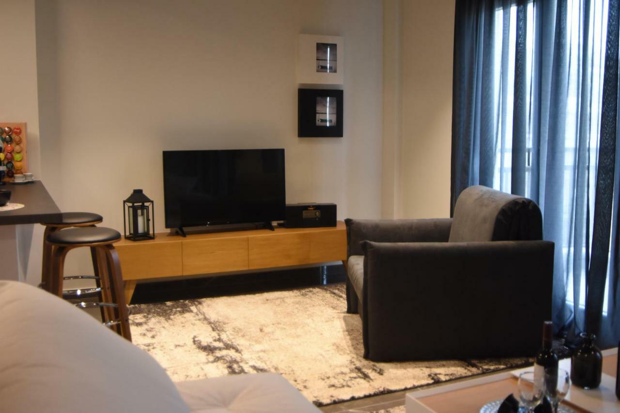 Comely N Gusto Luxury Apts. Daire