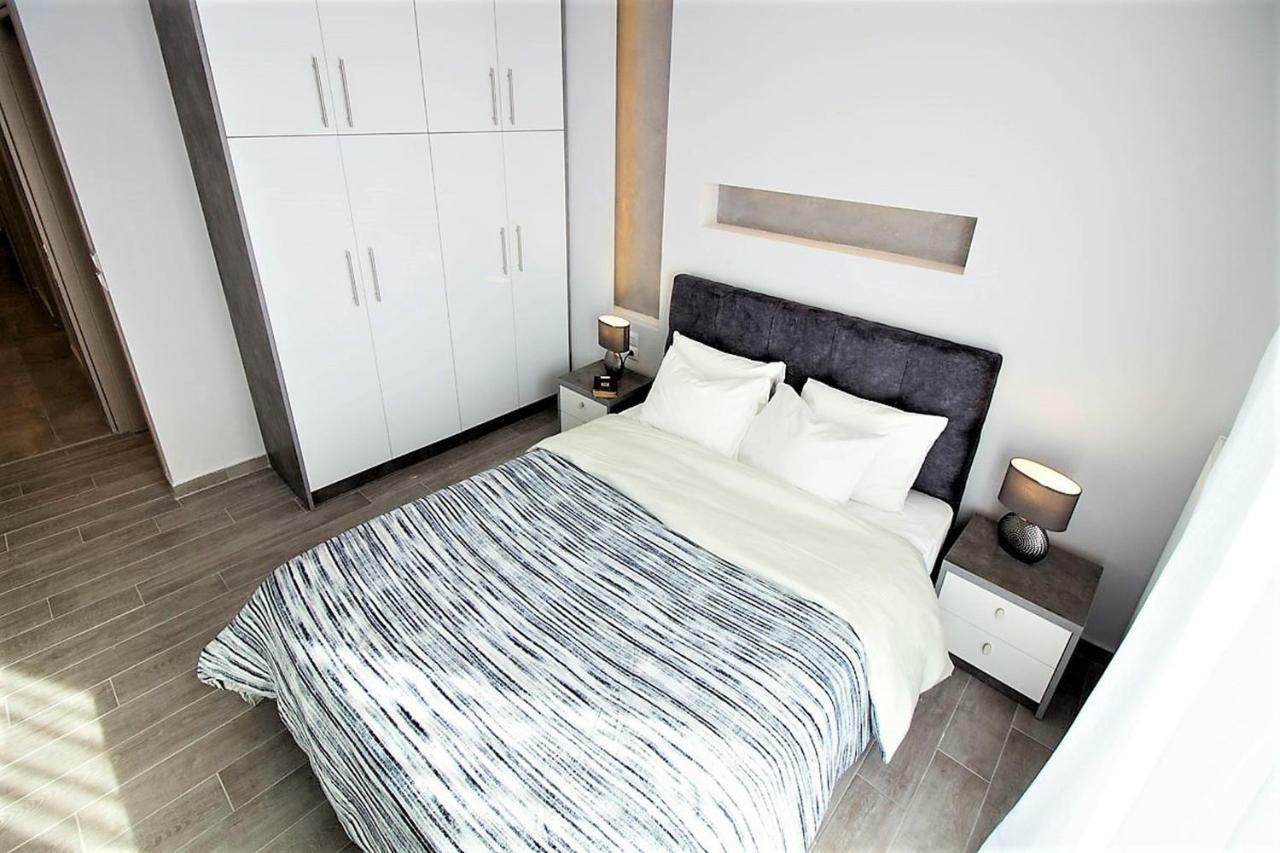 Apartment Metro