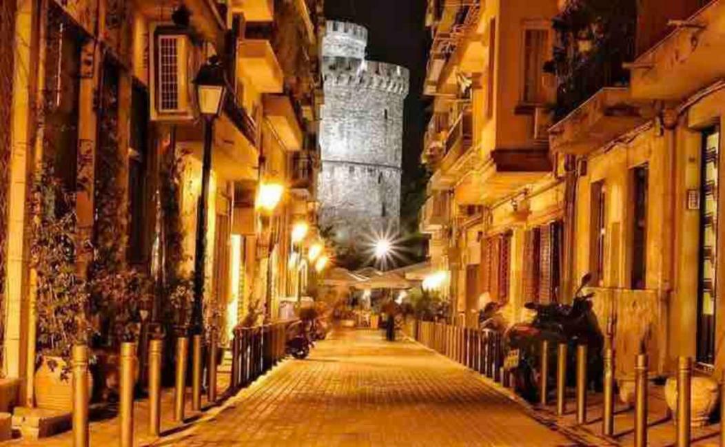 N&n's Luxurious #whitetower Apartment *