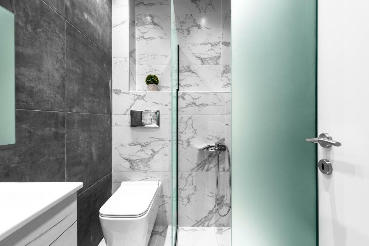 Apartment Denizen Boutique Apartments, Nilie Hospitality Mgmt *