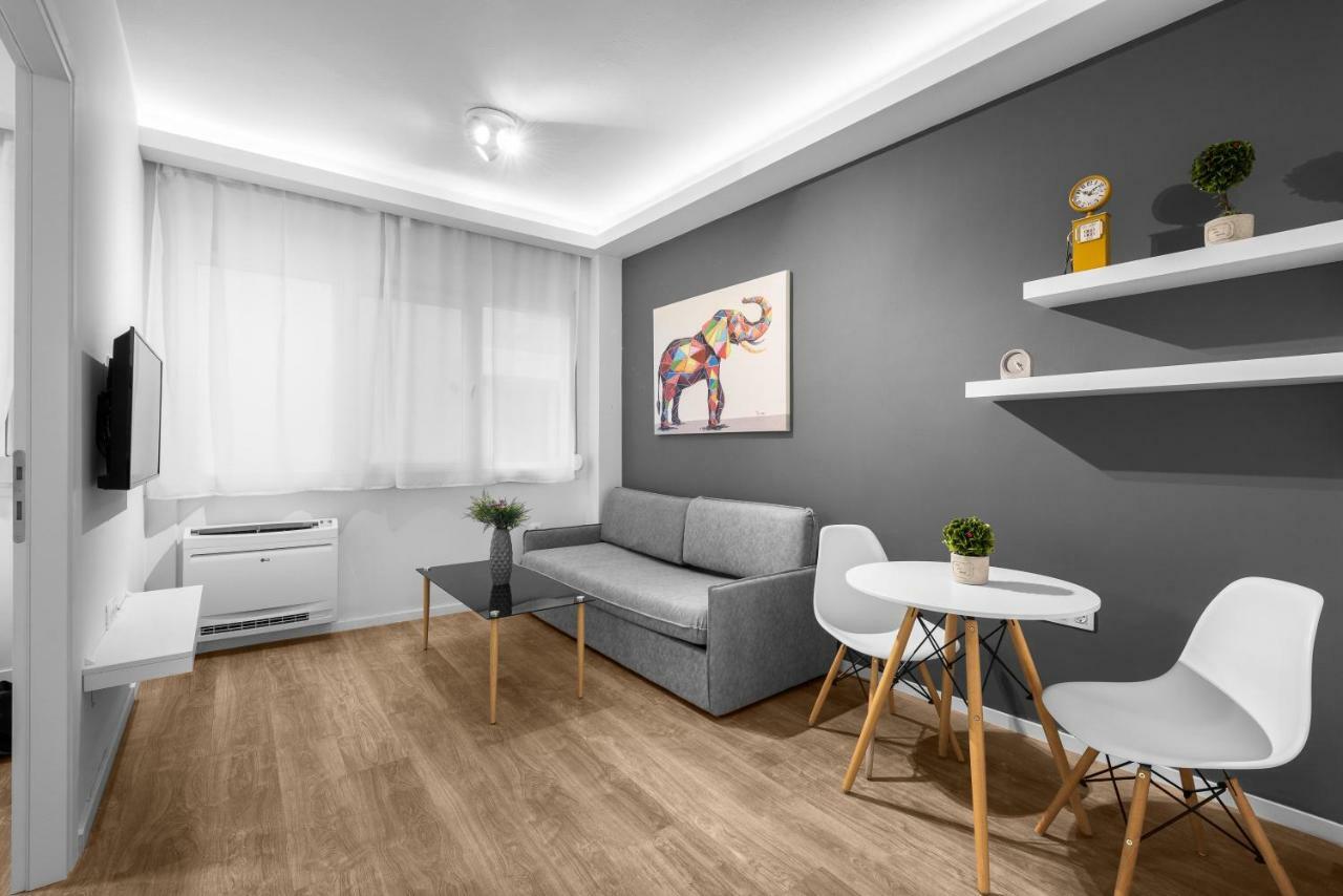 Apartment Denizen Boutique Apartments, Nilie Hospitality Mgmt *