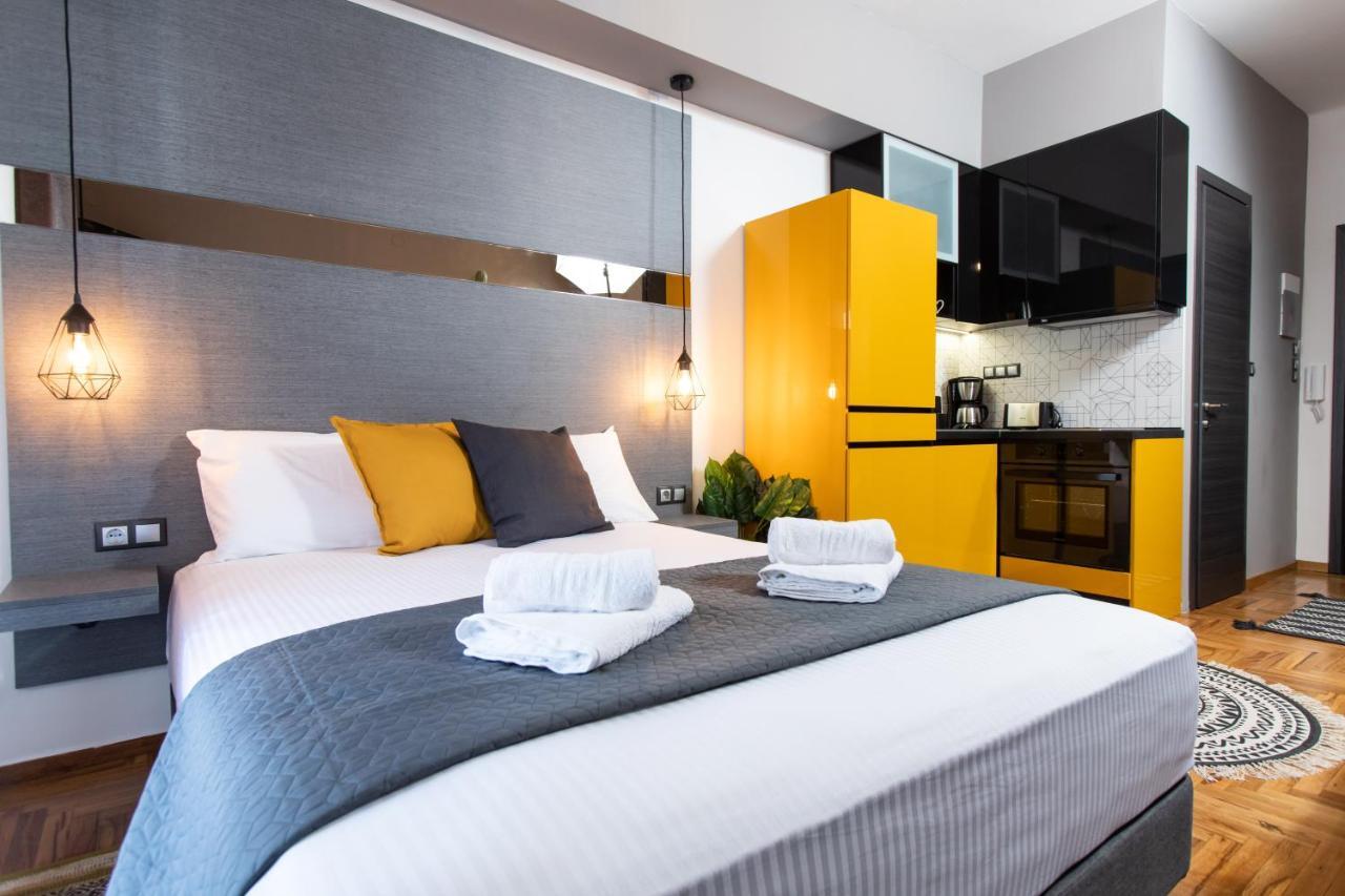 Downtown Luxury Boutique : The Yellow * Tessalónica