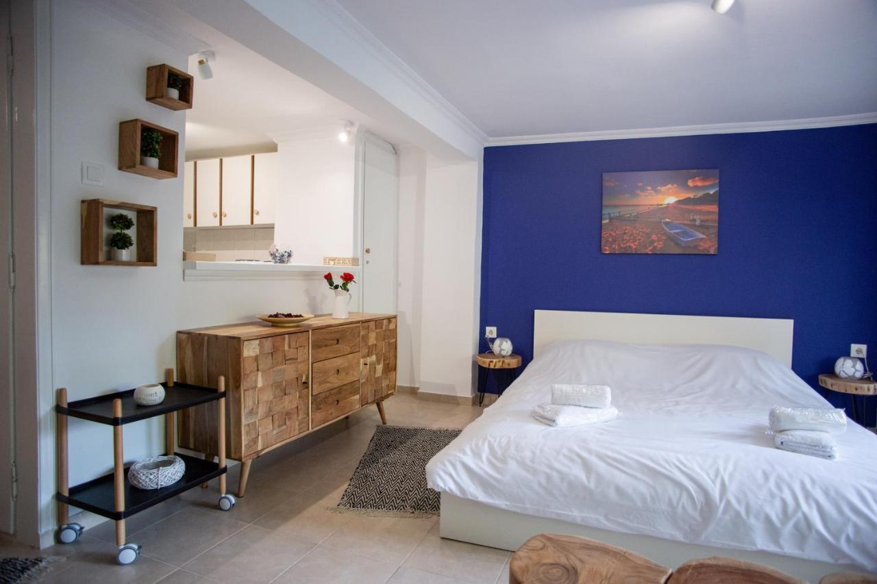 Apartment Center Small *