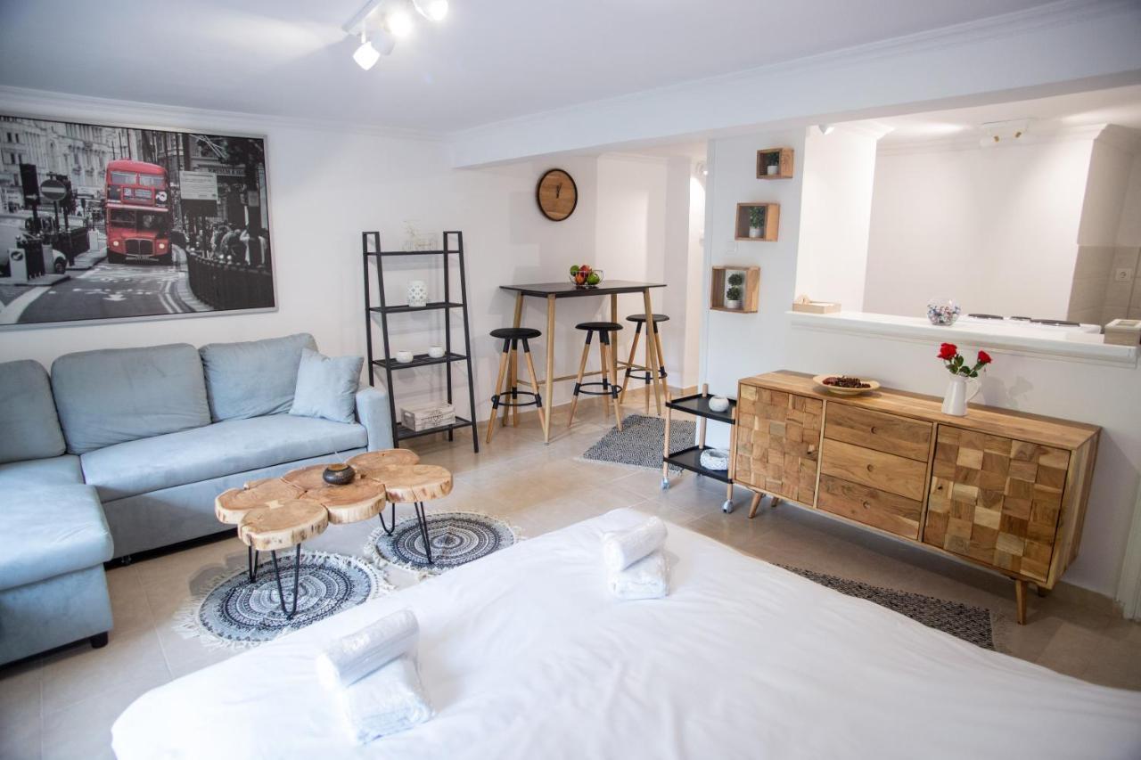 Center Small Apartment