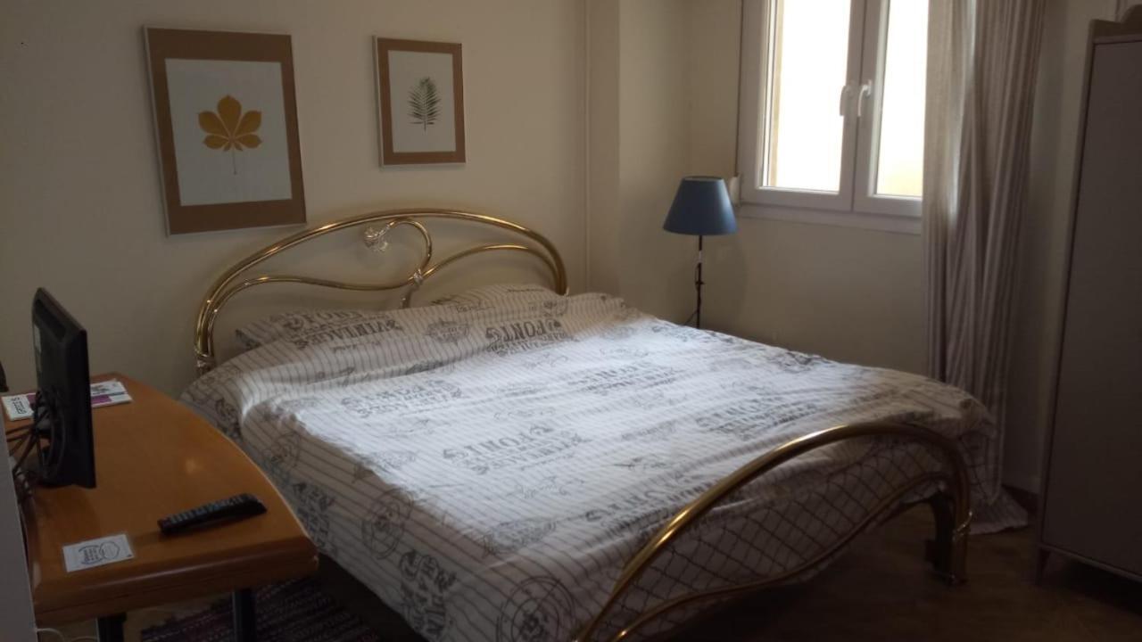 Apartment Kingsize Bed 2x2,20 Comfort Super Wifi 70 Mbps Studio!