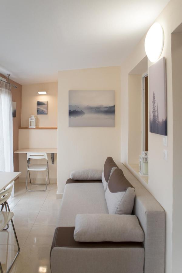 Apartment Kosmos Service Modern Spirit Center With Additional Cost Parking Thessaloniki