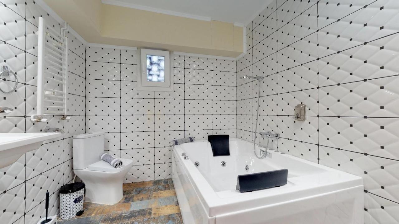 Jacuzzi Apartment Thessaloniki