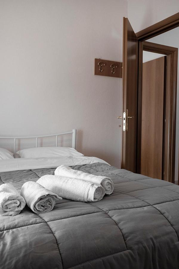 Egnatia Flat *