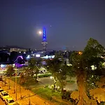 Houseloft Forum Grand Square