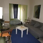 Mini Suite Neighboring The Center