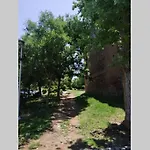 Cozy House With Garden In The Old Town