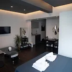 Paris Downtown - Explore Center By Foot - Close To Aristotelous Square - Tsimiski Ladadika