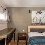 Industrial Loft Near Seaside W 200Mbps