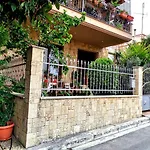 Antony Luxury Suite In Thessaloniki