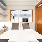 F & B Collection - Apartment For 4