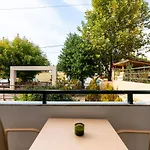 F & B Collection - Apartment For 4