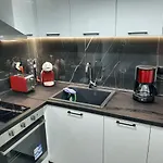 Vali_Skg Studio